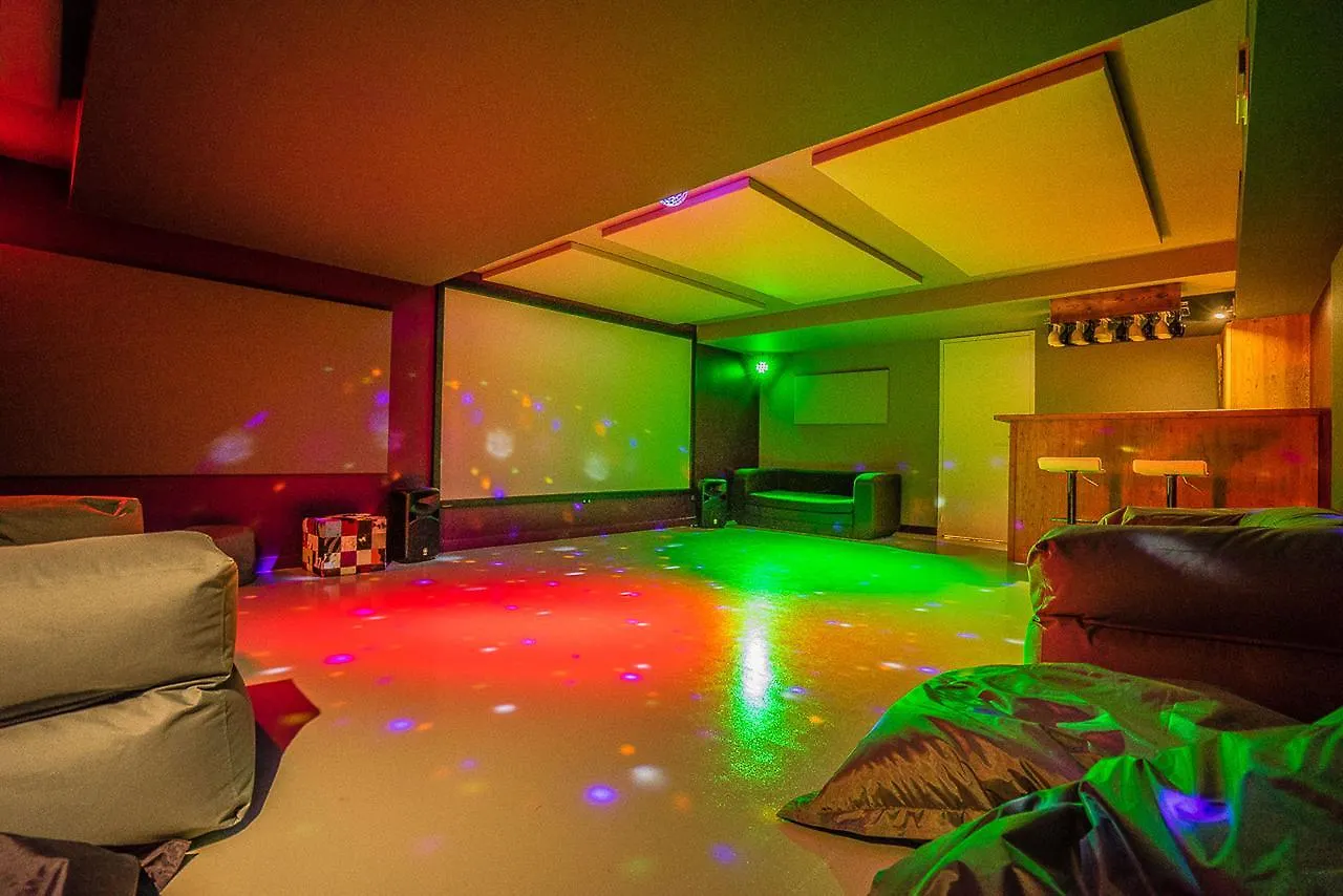 Chalet Petit Cerf La Salle-les-Alpes 0*,  France